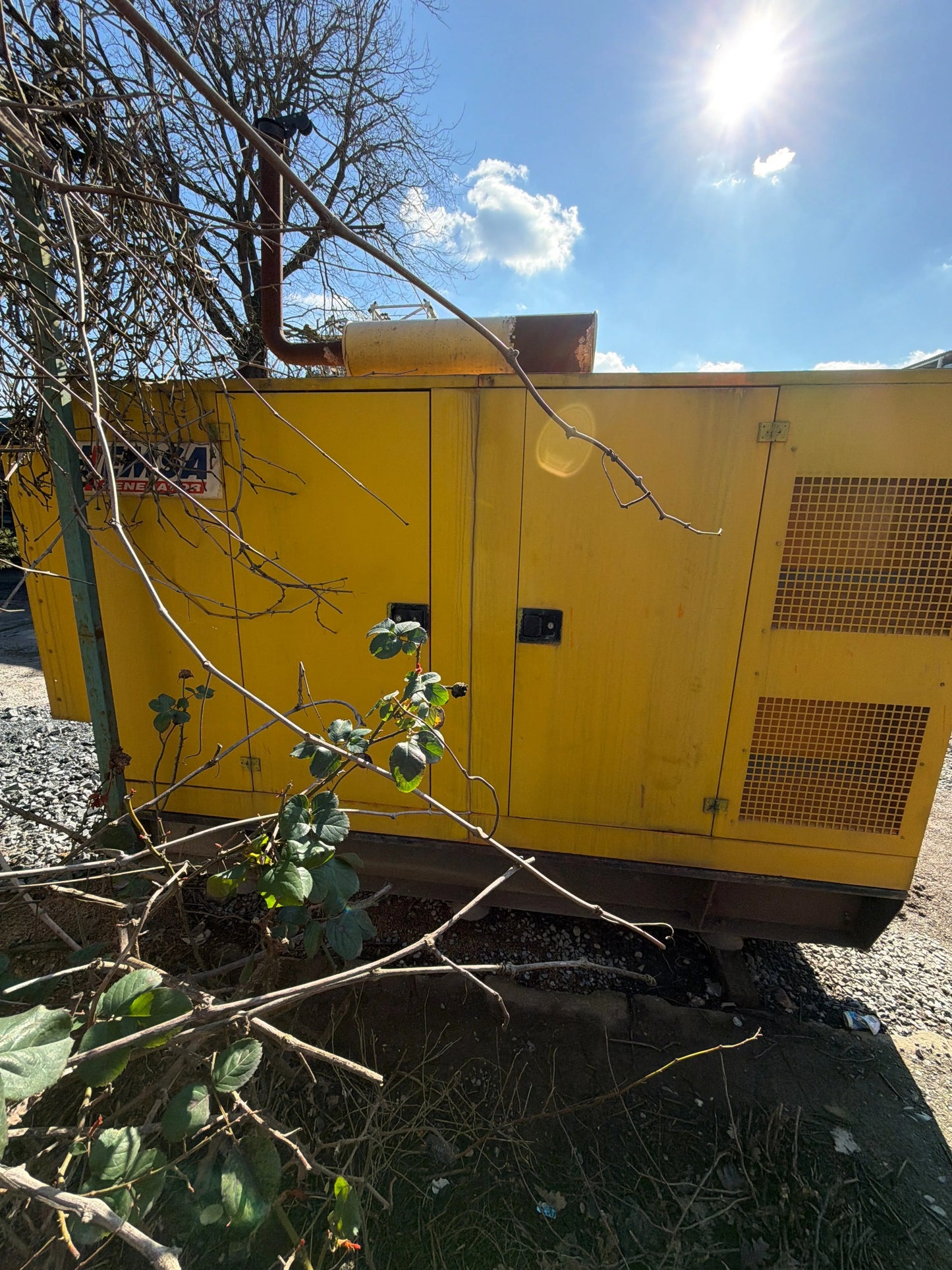 270 kVA Volvo Penta Kabinli Jeneratör – 375 Saat – İkinci El