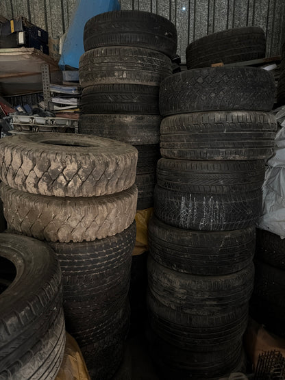 Karışık Lastik Stoku 150 Adet – Araba Kamyon Forklift – İkinci El