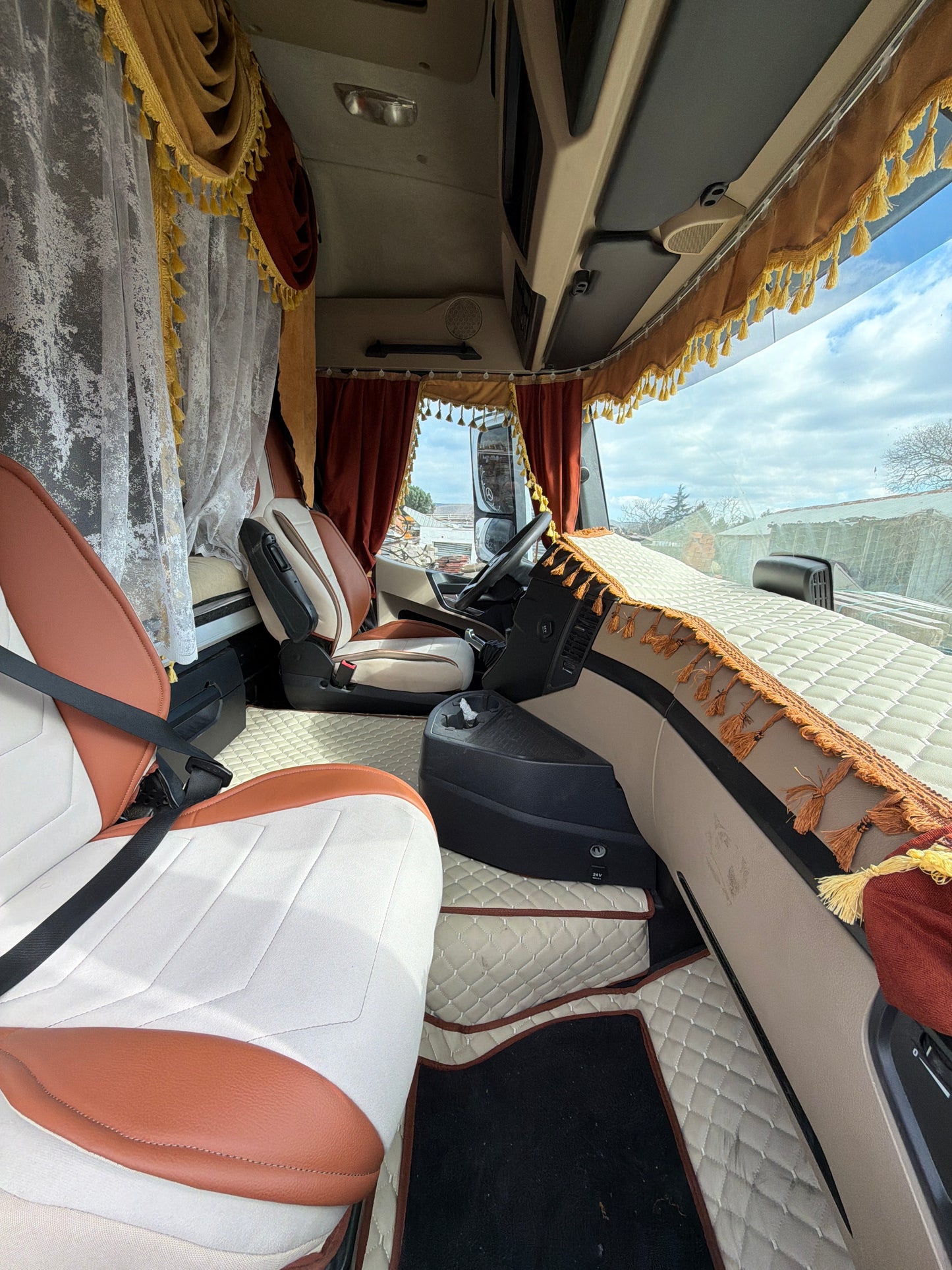 Mercedes Actros 1842 - 2017 Model 270 Bin Km Kazasız