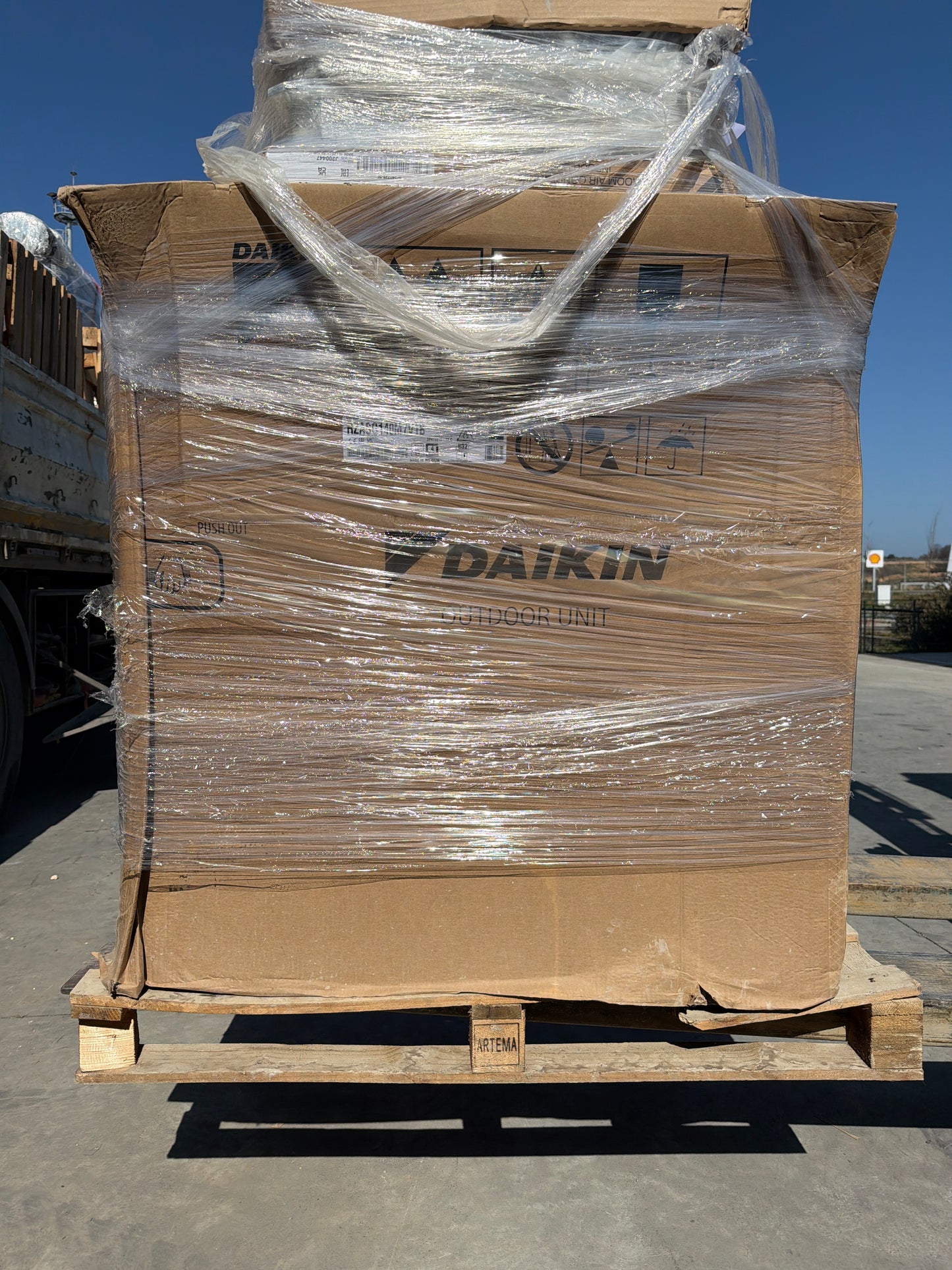 Daikin RZASG140M7V1B - VRV Split Klima Dış Ünitesi
