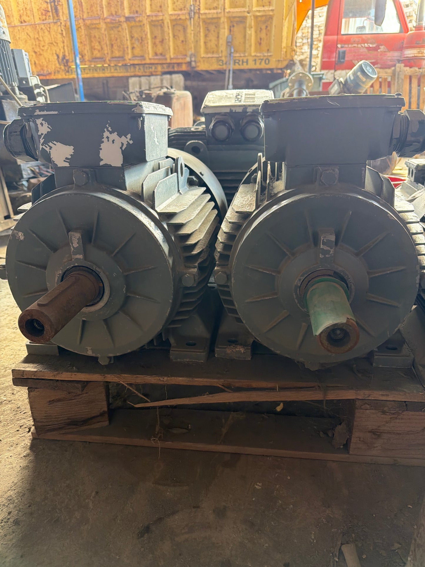 Gamak AGM2E 160 M3 Motor - Endüstriyel Motor