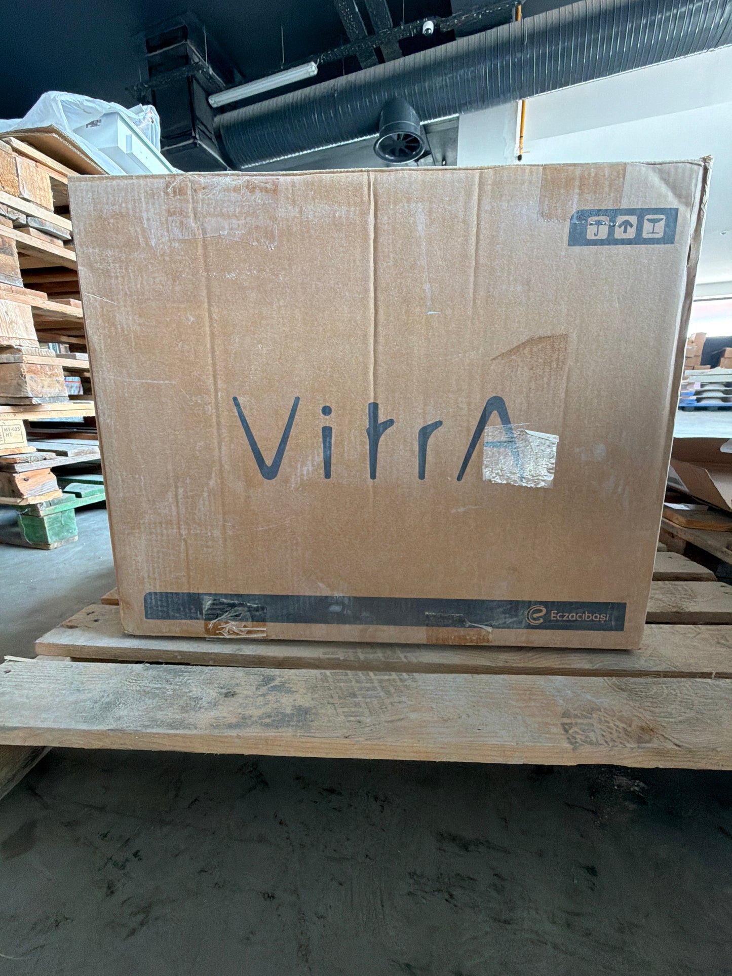 Vitra 5679 Yarım Tezgah Lavabo - Sıfır Banyo Donanımı