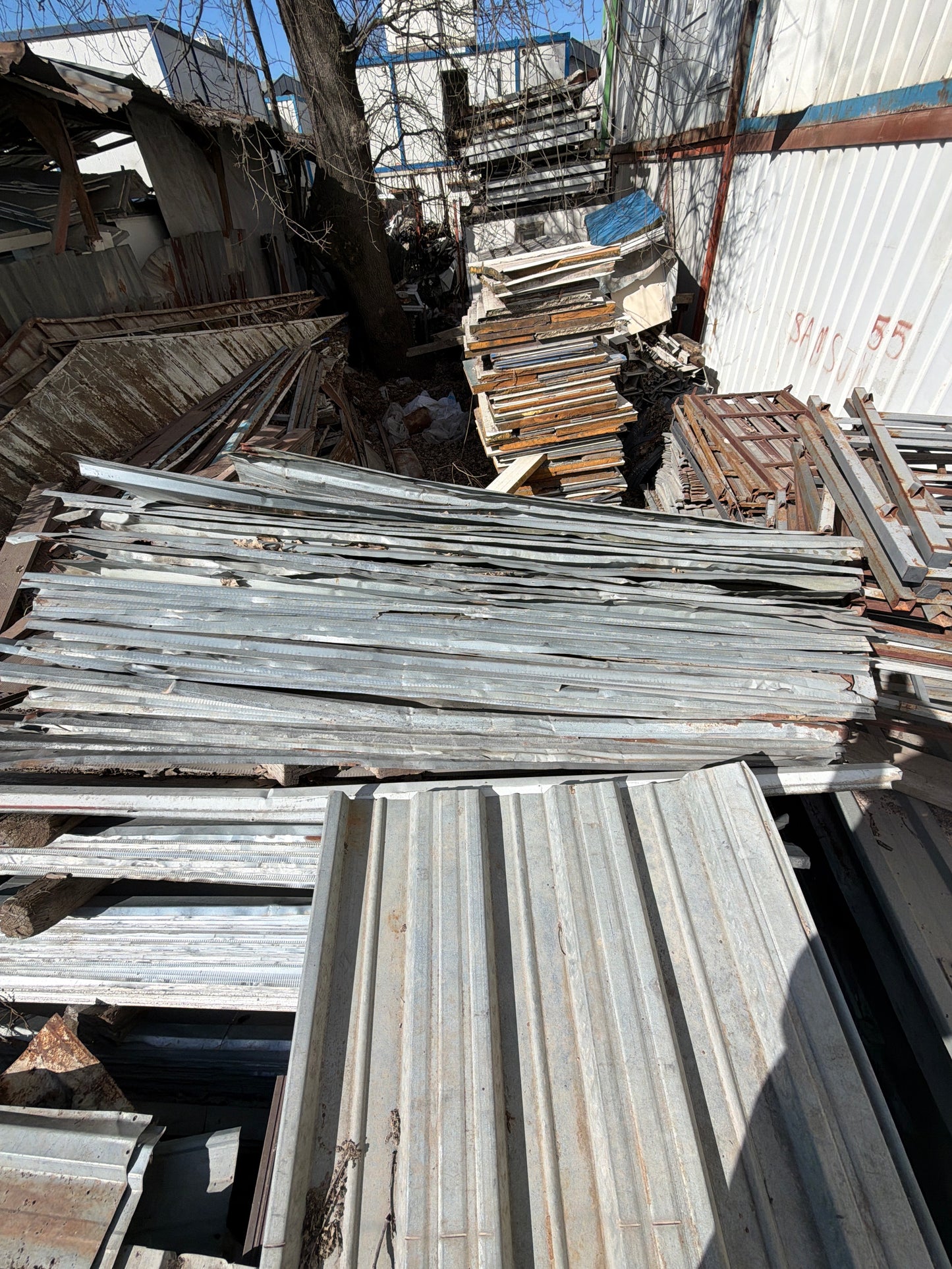 İkinci El Çatı Sacı 2-4 Metre Karışık Boy – 2500 Adet Stok