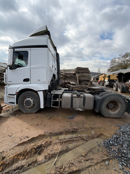 Mercedes Actros 1842 - 2017 Model 270 Bin Km Kazasız