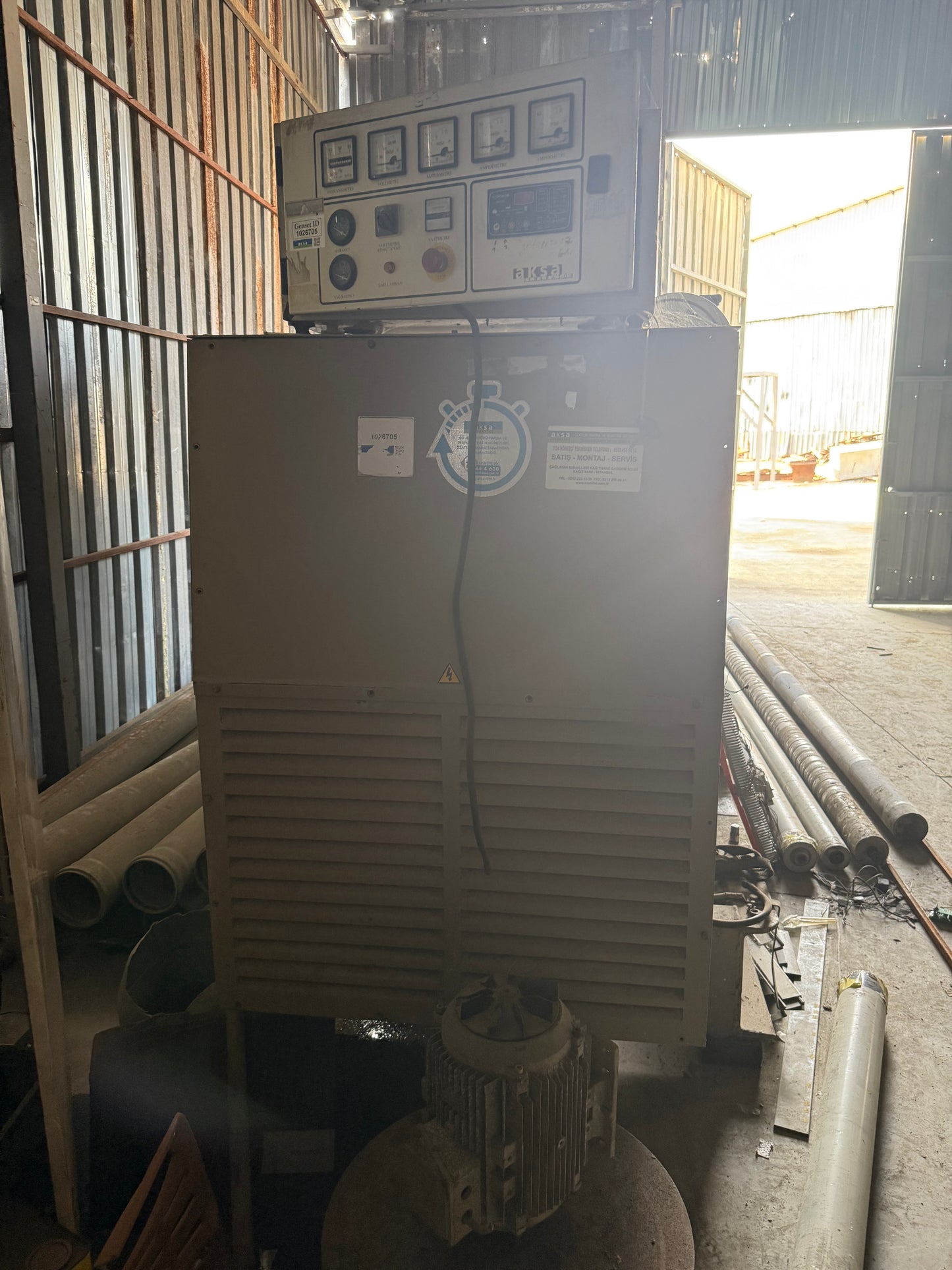 Aksa 1625 kVA Jeneratör - Cummins Motor 490 Saat + Transfer Panosu