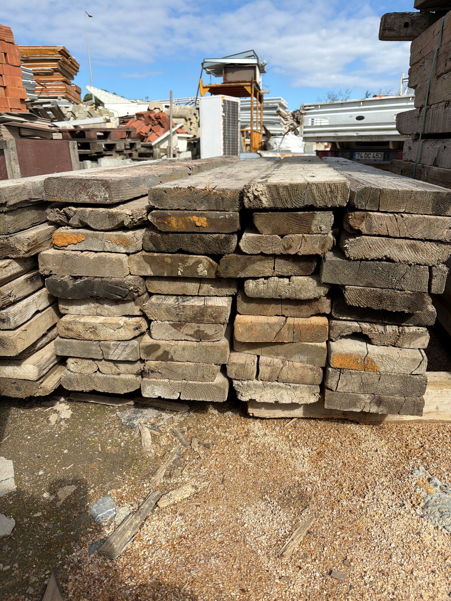 3 metre Tahta 20 cm - 50 adet İnşaat Malzemesi - 7.799 TL/m³