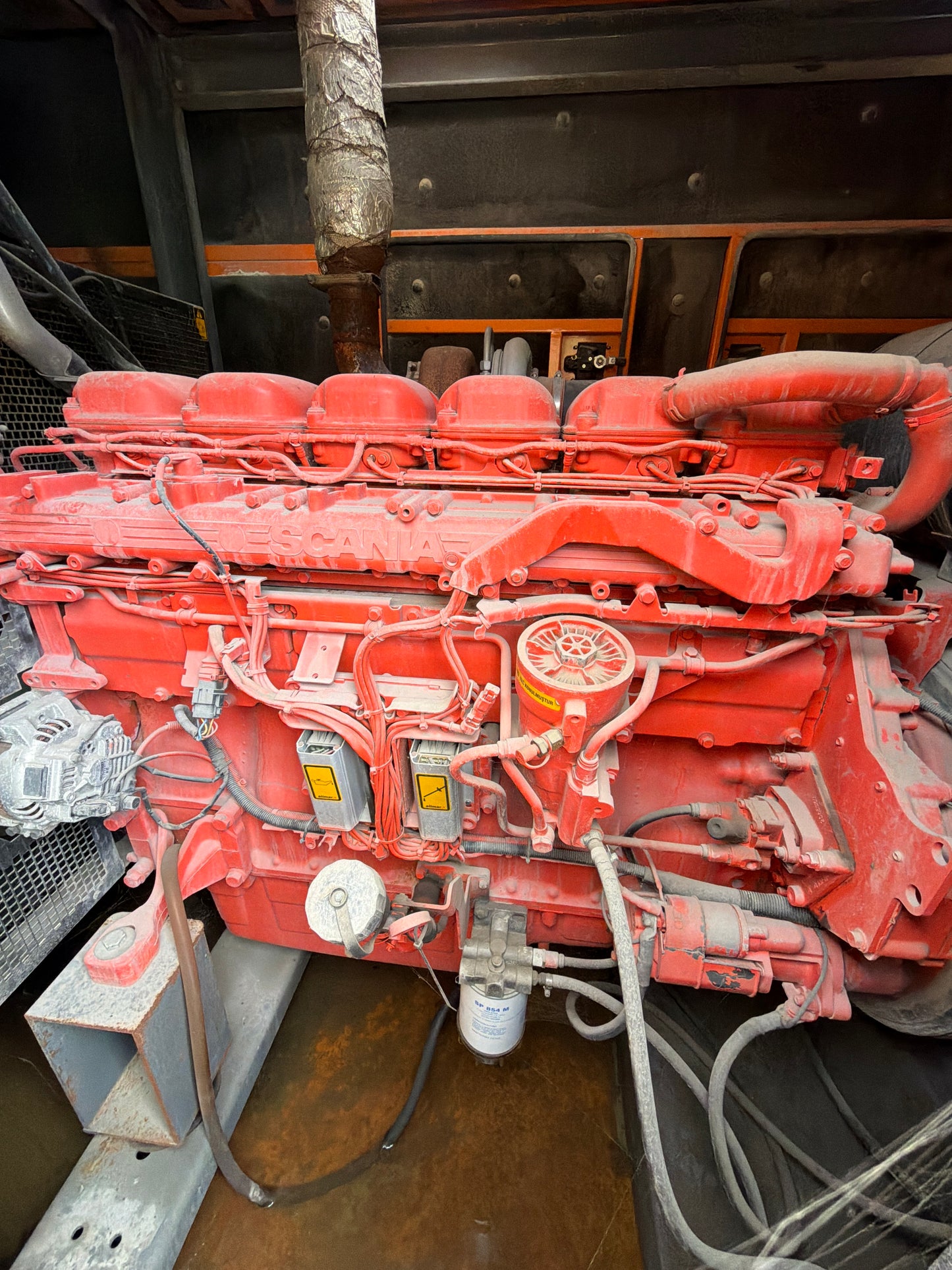500 KVA ALİMAR JENERATÖR – SCANIA MOTORLU | 1854 SAATTE DİZEL JENERATÖR