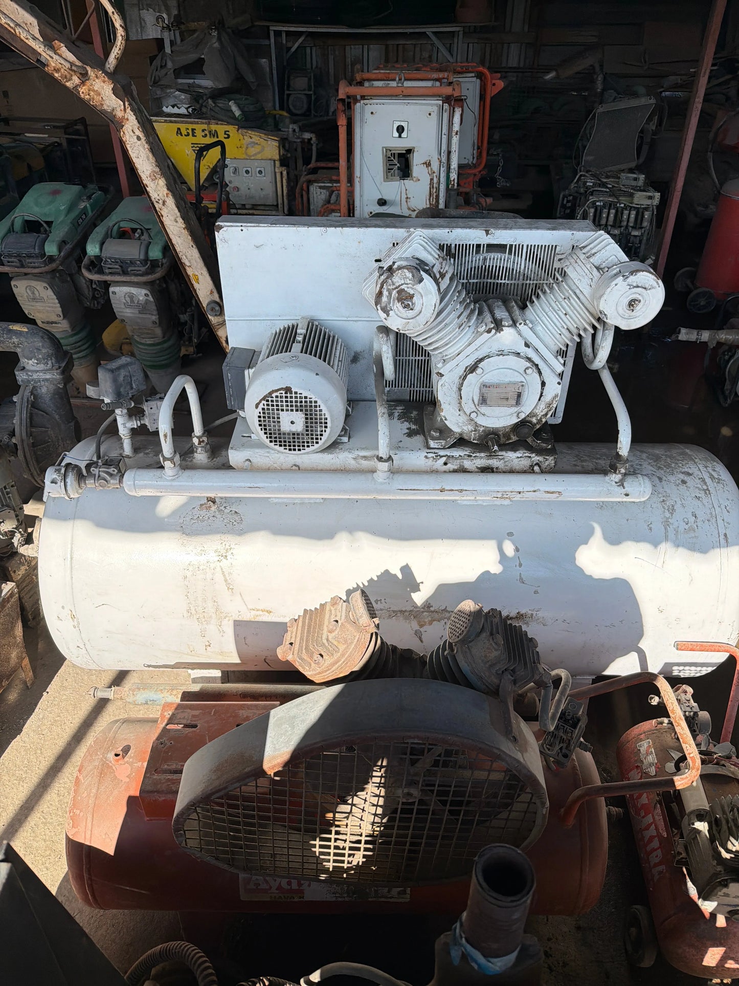 Dalgakıran 500 Litre Hava Kompresörü – Sanayi Tipi – Güçlü Performans
