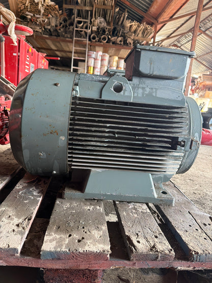 Gamak AGM2E 200 L 4 Motor - Endüstriyel Motor