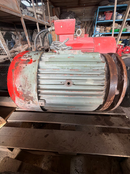 Endüstriyel Motor Type A02-91-693 - 516 kg