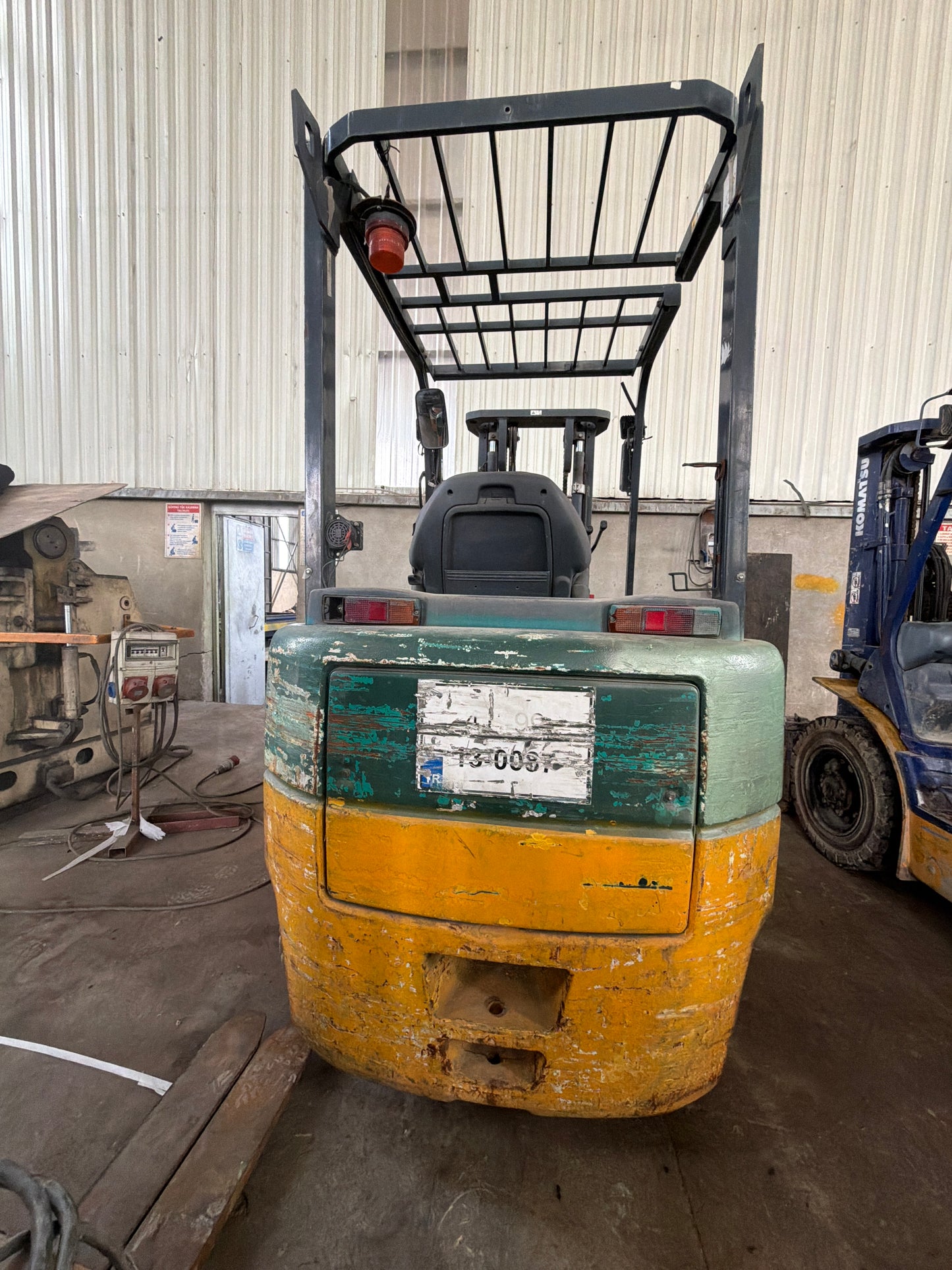 2.5 Ton Duplex Komatsu Akülü Forklift - İkinci El Şantiye Ekipmanı