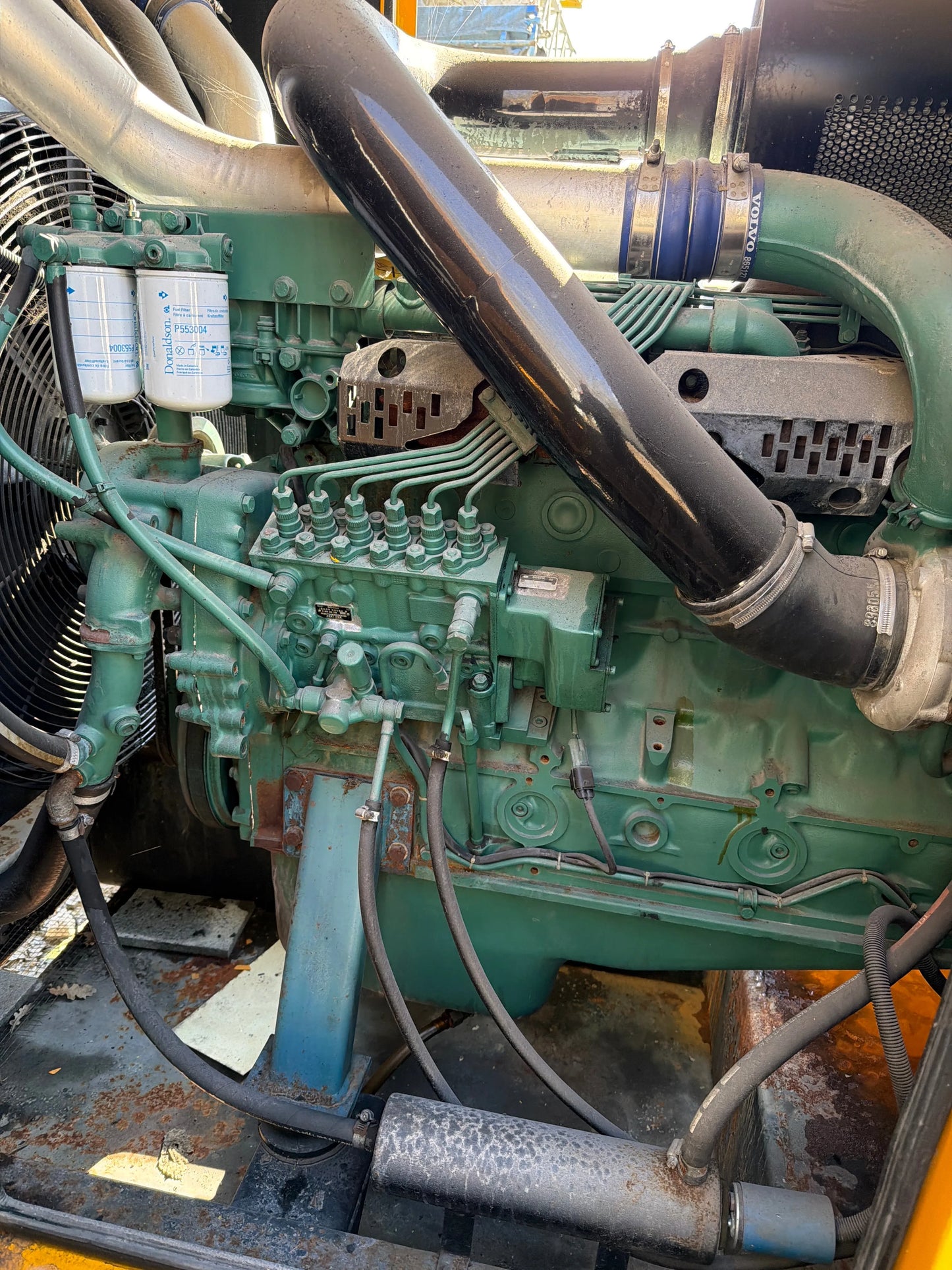 270 kVA Volvo Penta Kabinli Jeneratör – 375 Saat – İkinci El