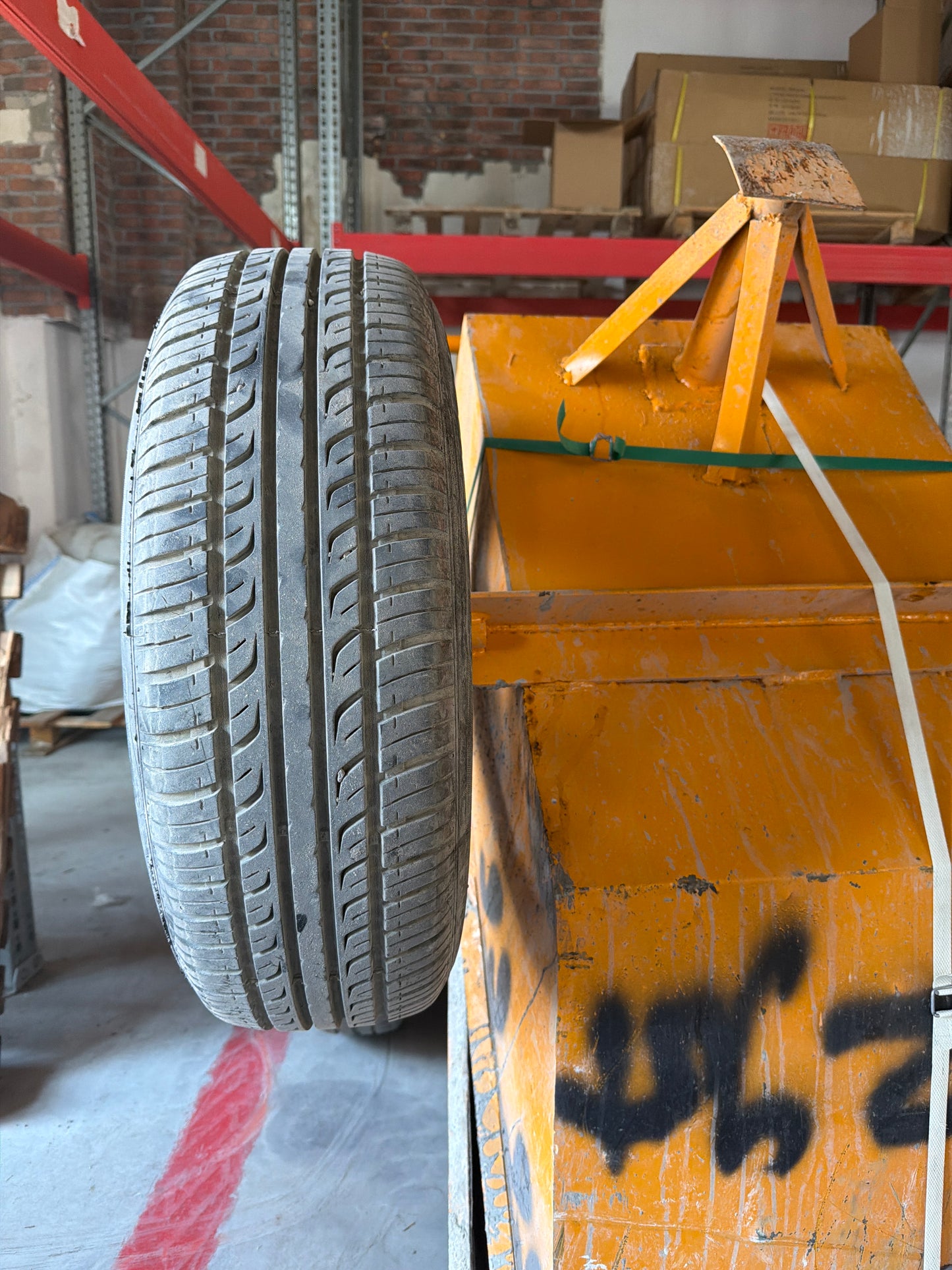 250 Litre Kapasiteli Japon Tip Beton El Arabası - İnşaat Ekipmanı